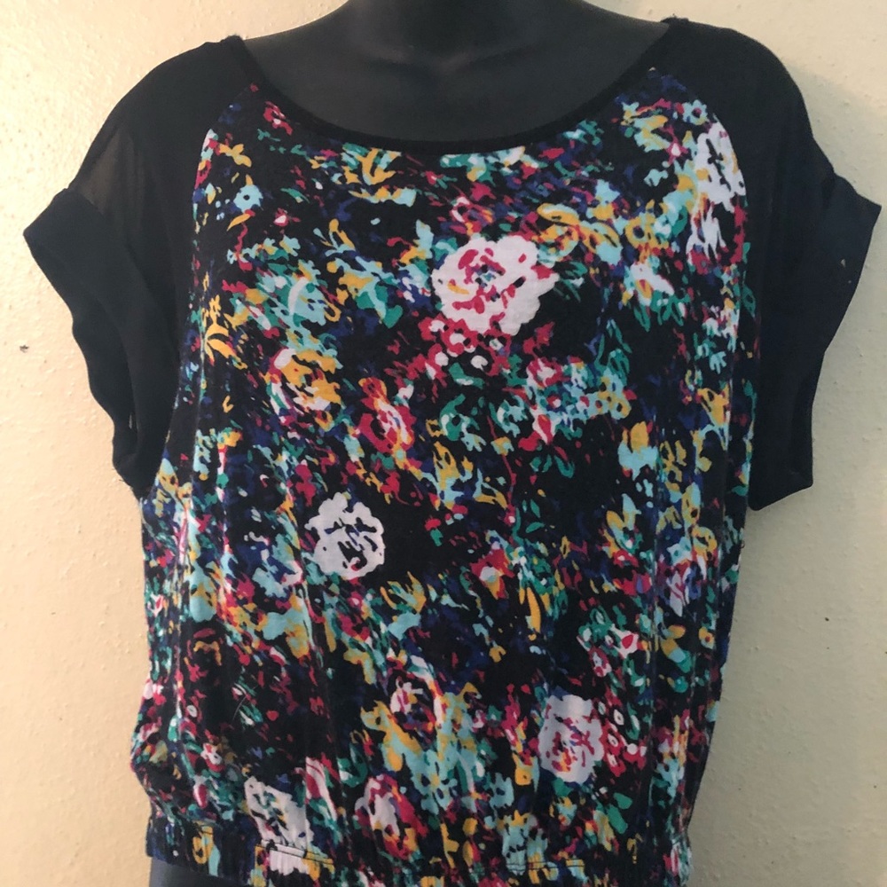 BONGO BLACK TEAL PINK WHITE BACK ZIP MED TOP CUTE